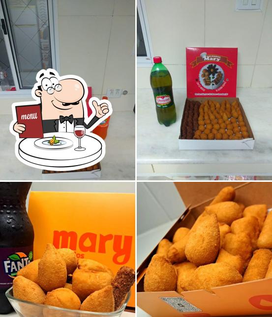 Comida em Mary Salgados