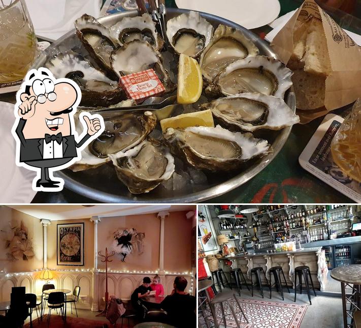 La intérieur et fruit de mer du restaurant