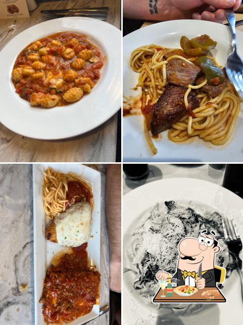 Spaghetti at Papa Vino's Italian Kitchen