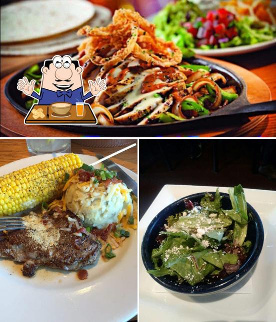 Chili's Grill & Bar, 8485 Davis Blvd in North Richland Hills
