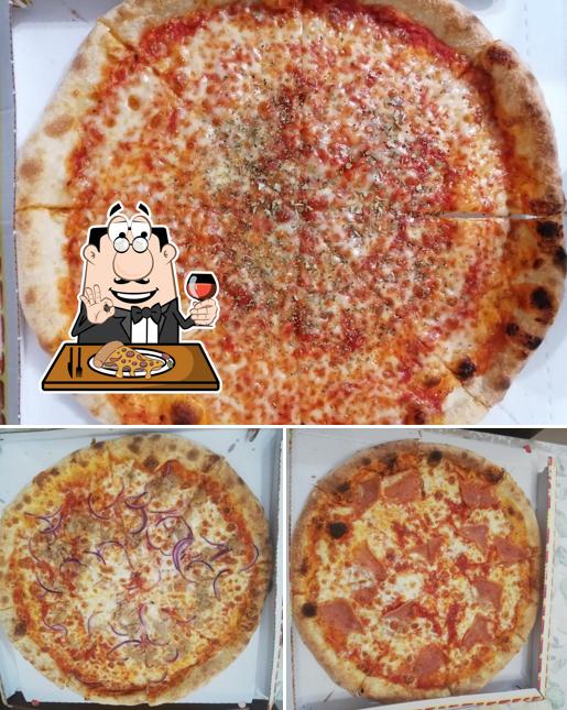 Ordina una pizza a King Pizza &Kebab