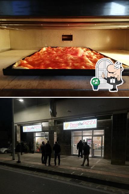 Gli esterni di Pensi Che Pizza