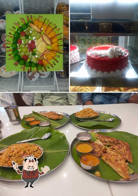 Food at Sri Kamatchi Bakery & Sweets