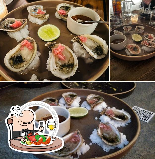 Essayez différents repas à base de fruits de mer servis par Fortuna's Row