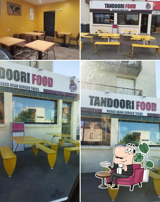 L'intérieur de TANDOORI FOOD