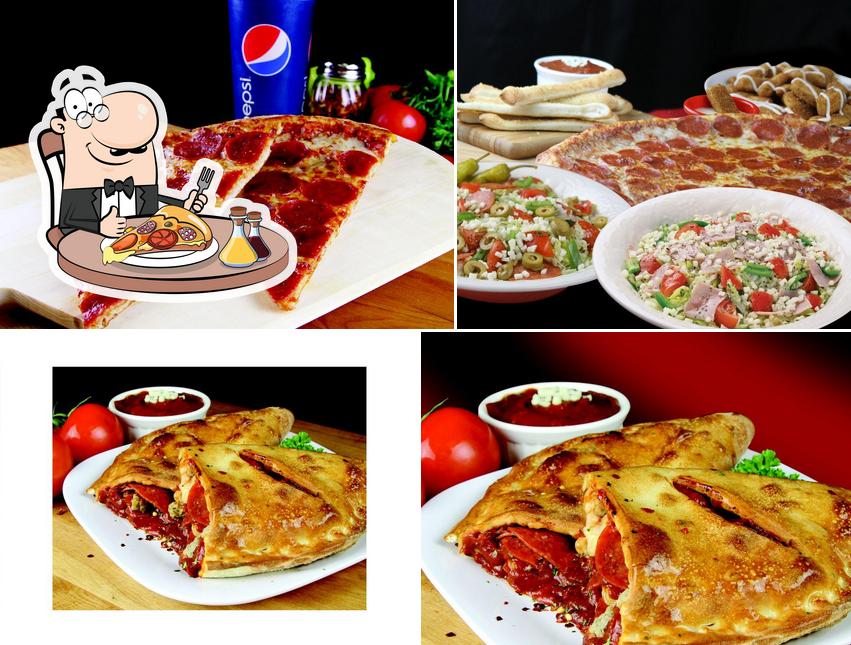 Husson's Pizza Elkview, 5004 Indian Creek Rd in Elkview Restaurant