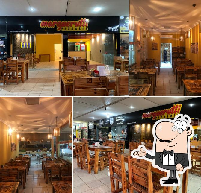 O interior do Marguerutti Pizzaria Bessa Shopping