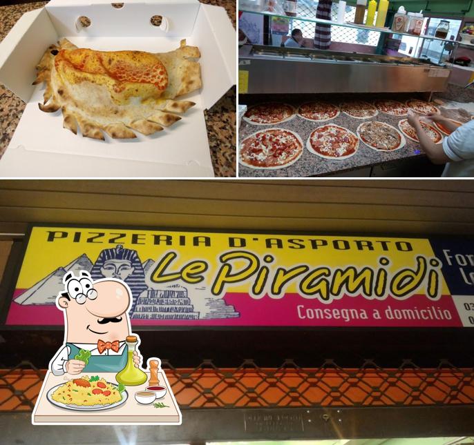 Platti al Pizzeria Le Piramidi