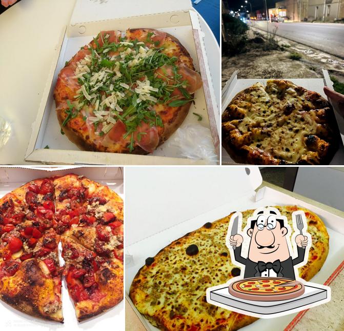 Time Pizza Rilievo di Enzo Di Genova