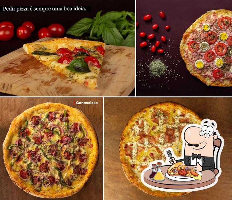 Peça diferentes tipos de pizza