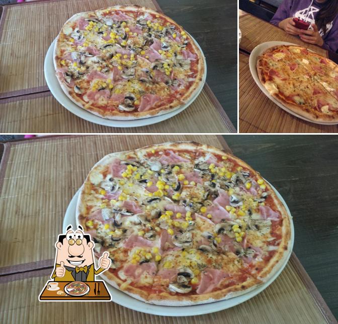 Order different types of pizza