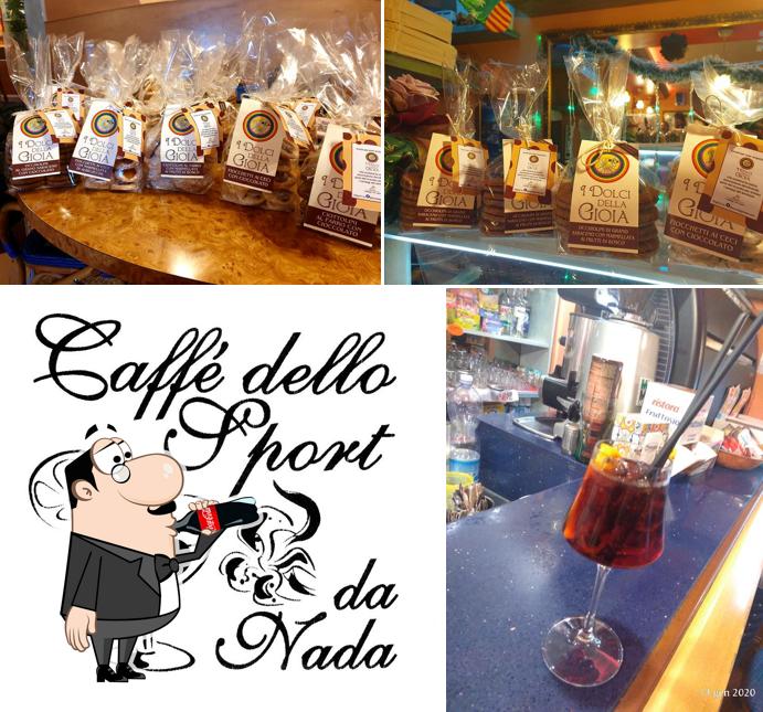 Tra le diverse cose da Caffè dello Sport si possono trovare la bevanda e cibo