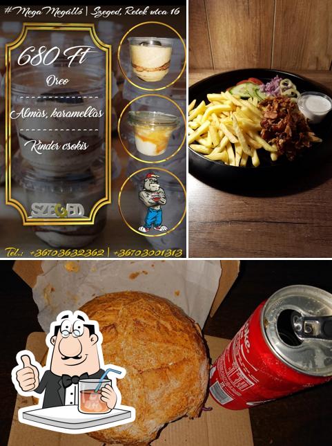 Estas son las fotografías donde puedes ver bebida y comida en MegaMegálló