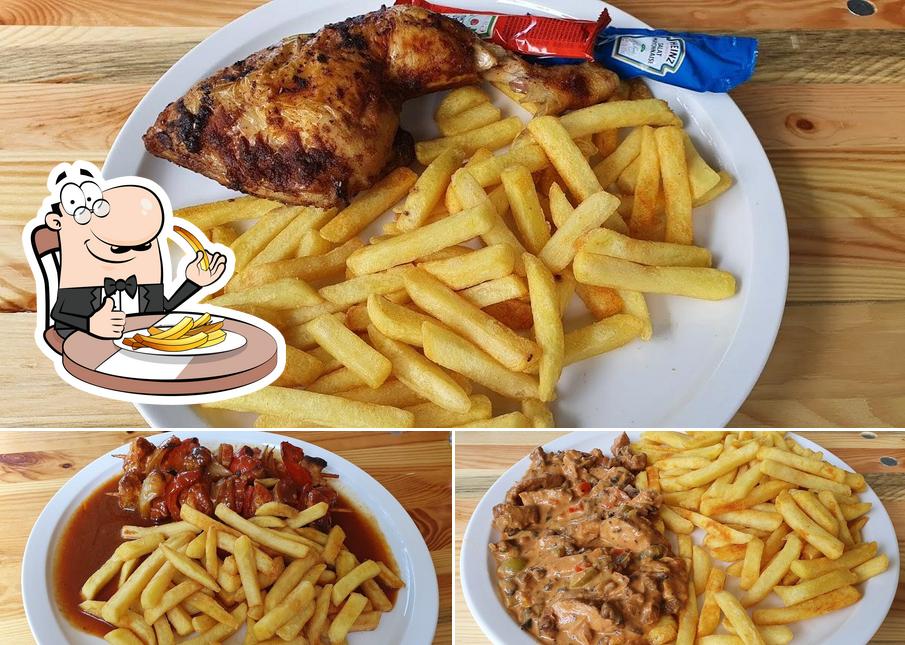 Try out French fries at Pizza Move Ulm Donautal
