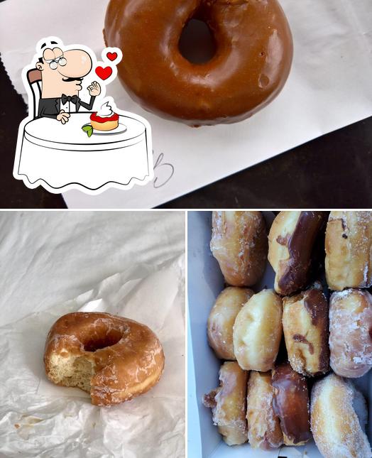 The Donut Shop serves a range of desserts