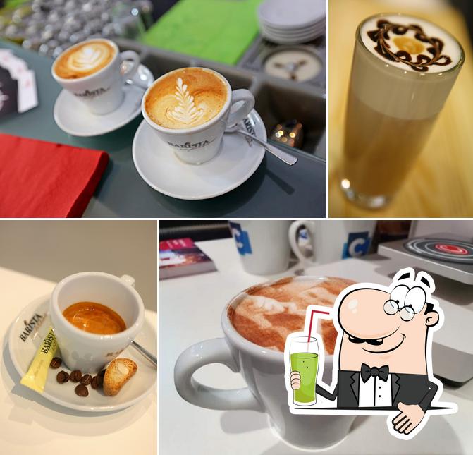 Genießt ein kühles Getränk im Barista Express GmbH Kaffee-Catering auf Messen & Events München