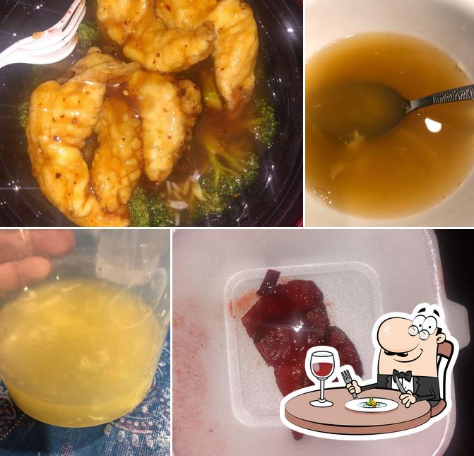 Egg Rolls Chinese Cafe in Houston Restaurant menu and reviews