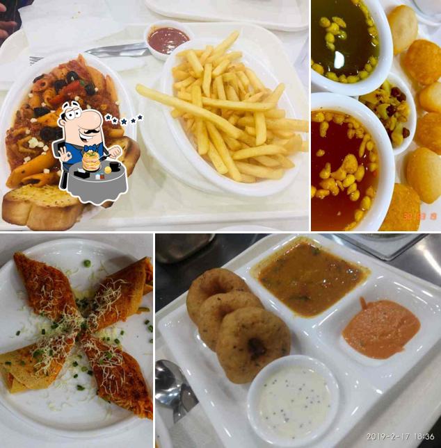 Meals at Flavors