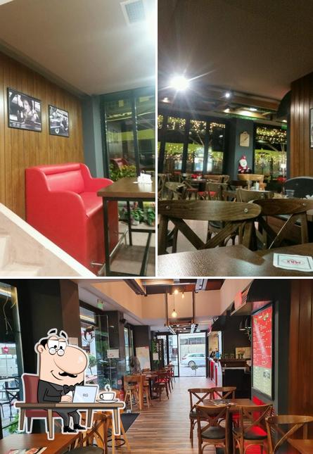 Maxin Grill, Volos Restaurant menu and reviews