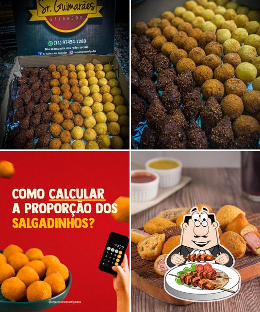 Comida em Senhor Guimarães Salgados