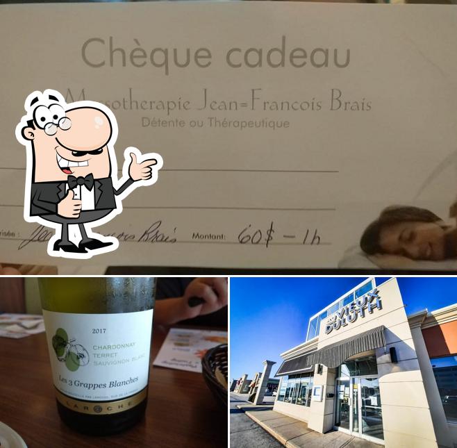 Voici une photo de Restaurant Au Vieux Duluth - Apportez votre vin