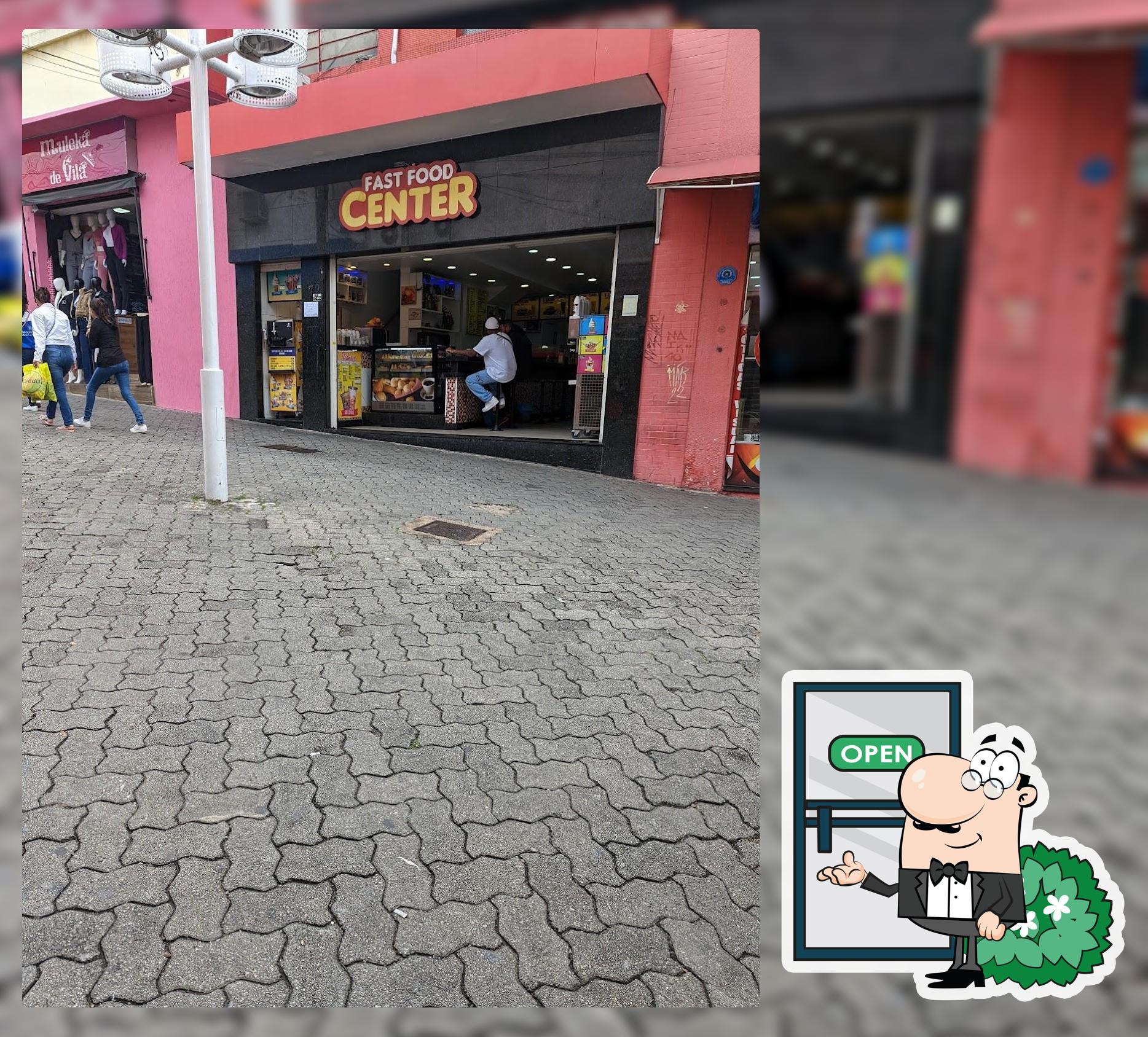Desfrute da vista do exterior Fast Food Center