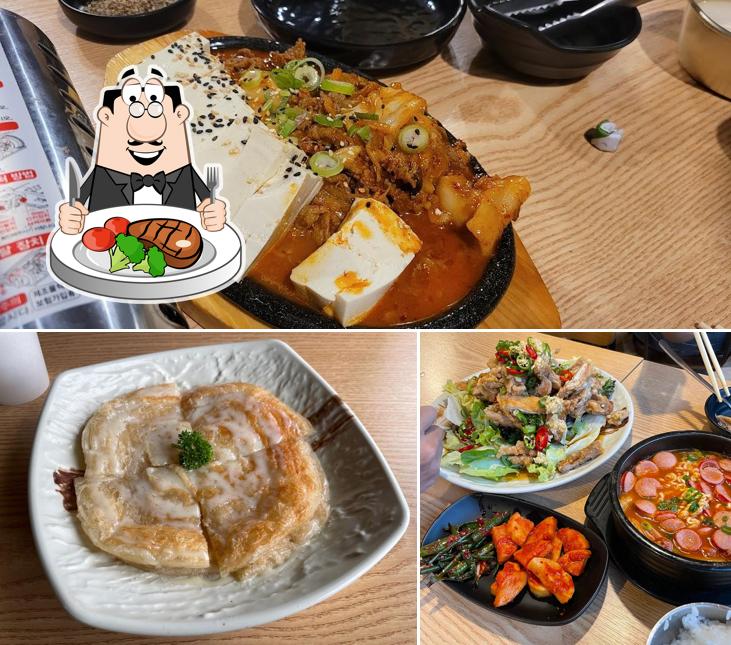 Yoon's Kitchen Oakleigh in Oakleigh Restaurant menu and reviews