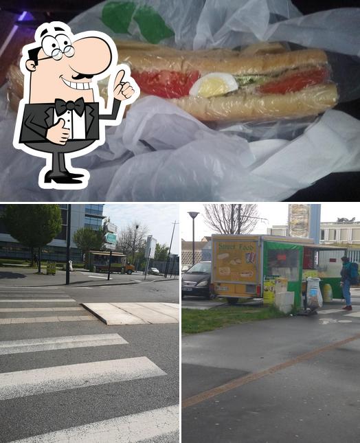 Regarder la photo de Street food