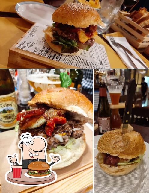 Prenditi un hamburger a Double Jack Gasthaus