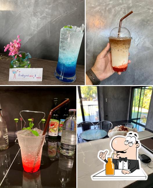 Disfrutra de tu bebida favorita en Backyard Cafe’ & K Mobile
