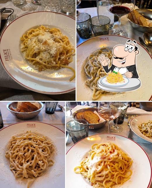 Spaghetti alla carbonara al Felice a Testaccio MILANO