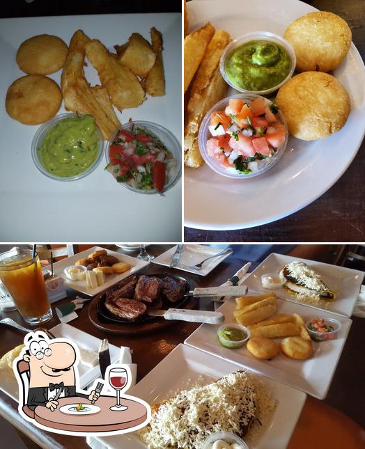 Platos en Taima Latin Tap