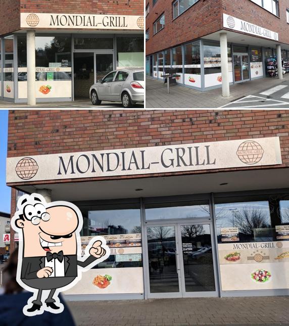 The exterior of Mondial Grill