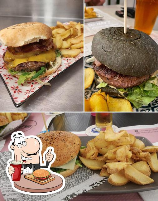 Prova un hamburger a Senza forchette - Lago Piada Burger