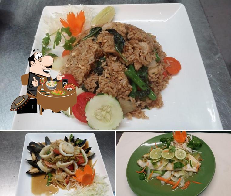 Thai Basil, 118 W State St in Ithaca Restaurant menu and reviews