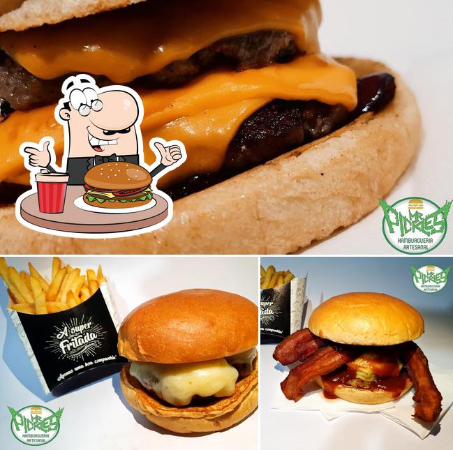 Delicie-se com um hambúrguer no Mr Pickles Franca