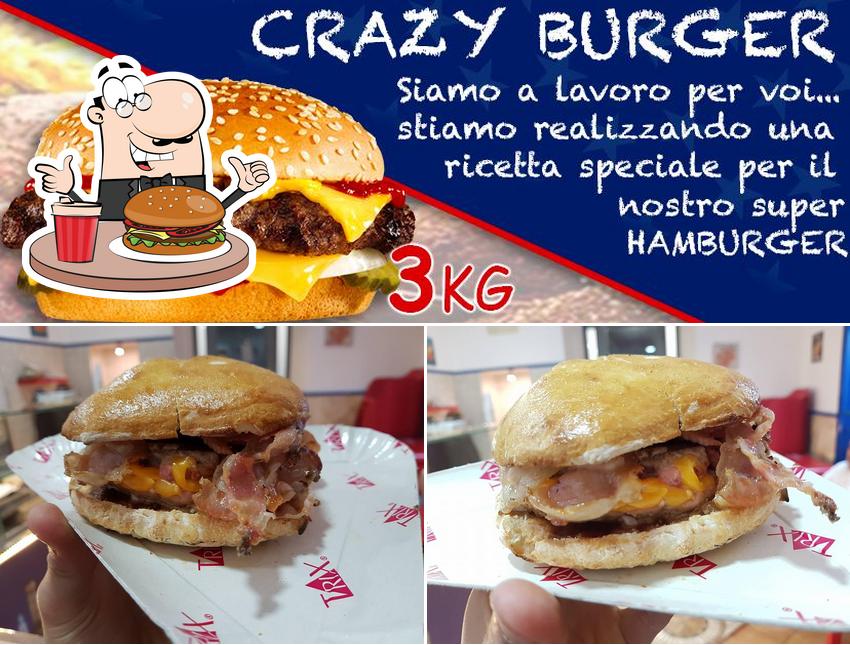 Ordina un hamburger a Blue Pizzeria Valenzano