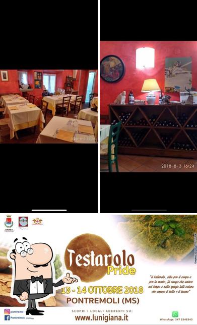 Dai un'occhiata agli interni di Osteria Oca Bianca