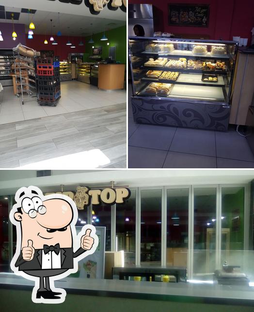 Regarder cette photo de Tip Top Bakery