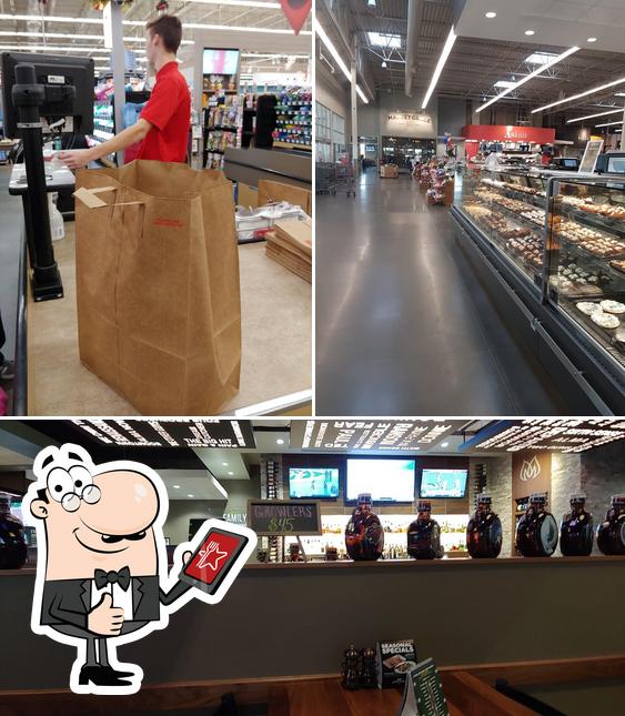 HyVee Bakery in Shakopee Restaurant reviews