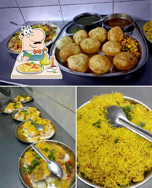 Food at Gokul Chat