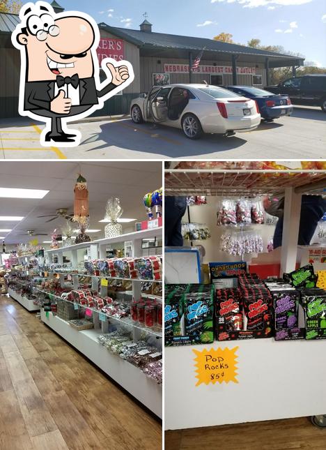 Bakers Candies in Greenwood Restaurant menu and reviews