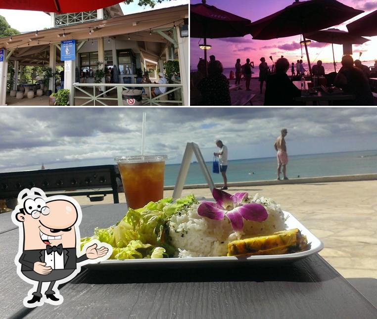 Here's a picture of Barefoot Beach Cafe @ Queen's Surf Beach