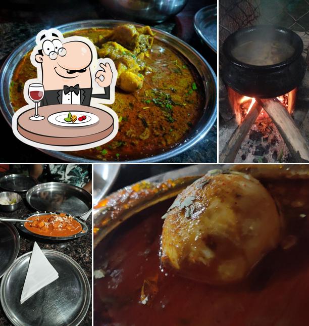 Food at Savaji Dhaba