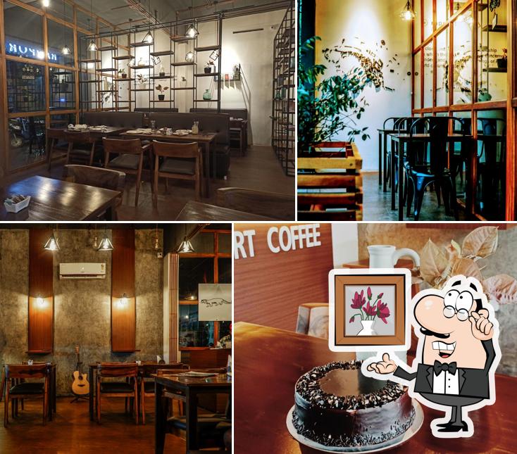 Rhymes Cafe