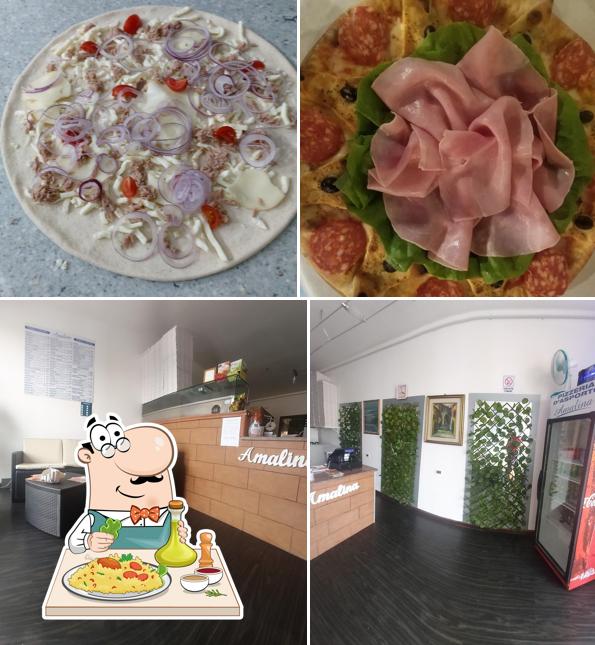 La foto di cibo e interni da Pizzeria d'asporto Amalina