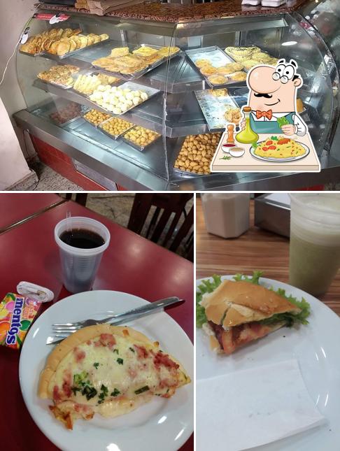 Comida em Padaria e Confeiraria Brasil