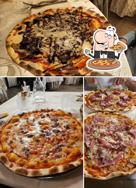 Commandez des pizzas à Ristorante Corte Scanarola