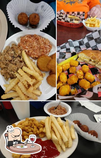 Checkered Flag Barbecue in Salisbury - Restaurant menu and reviews