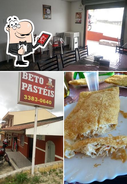 See this picture of Beto Pastéis